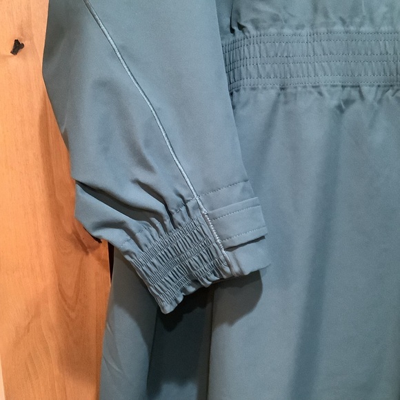 Athleta Rainout Sutra Bali Green Long Trench 3X - Picture 7 of 12